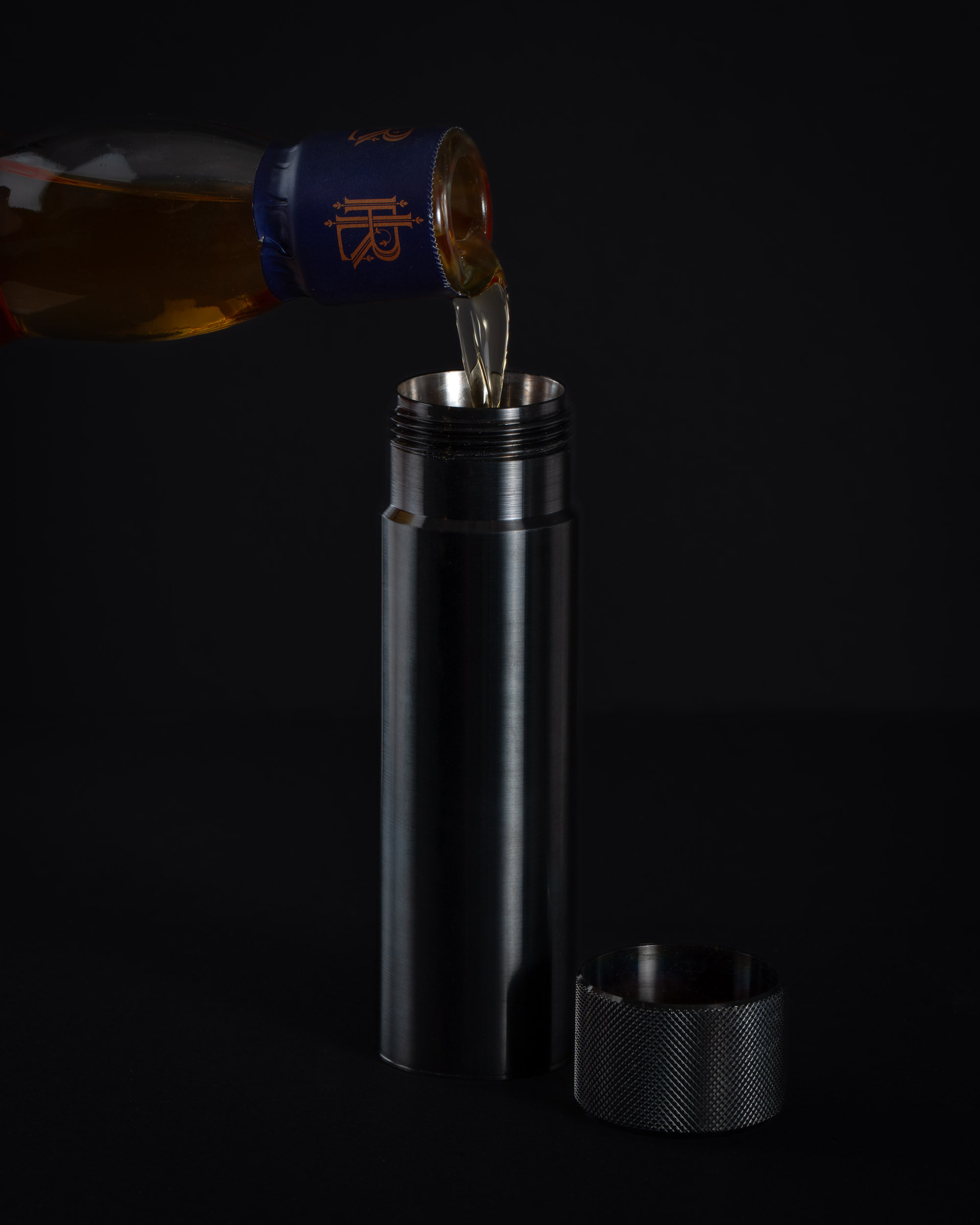 Wingback 100ml hip flask 8