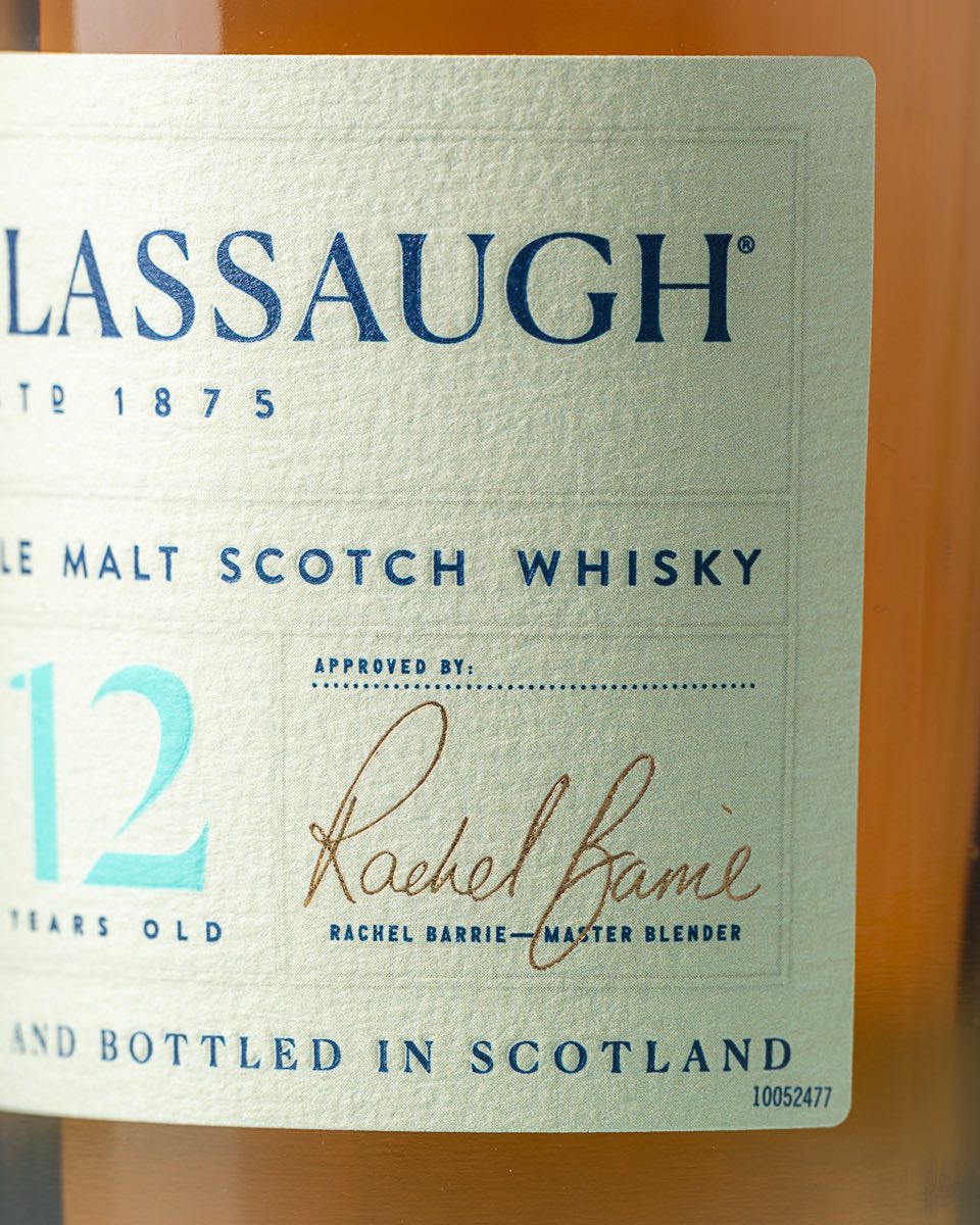 Close-up of the label showing the 12 Years Old age statement and Rachel Barrie's signature